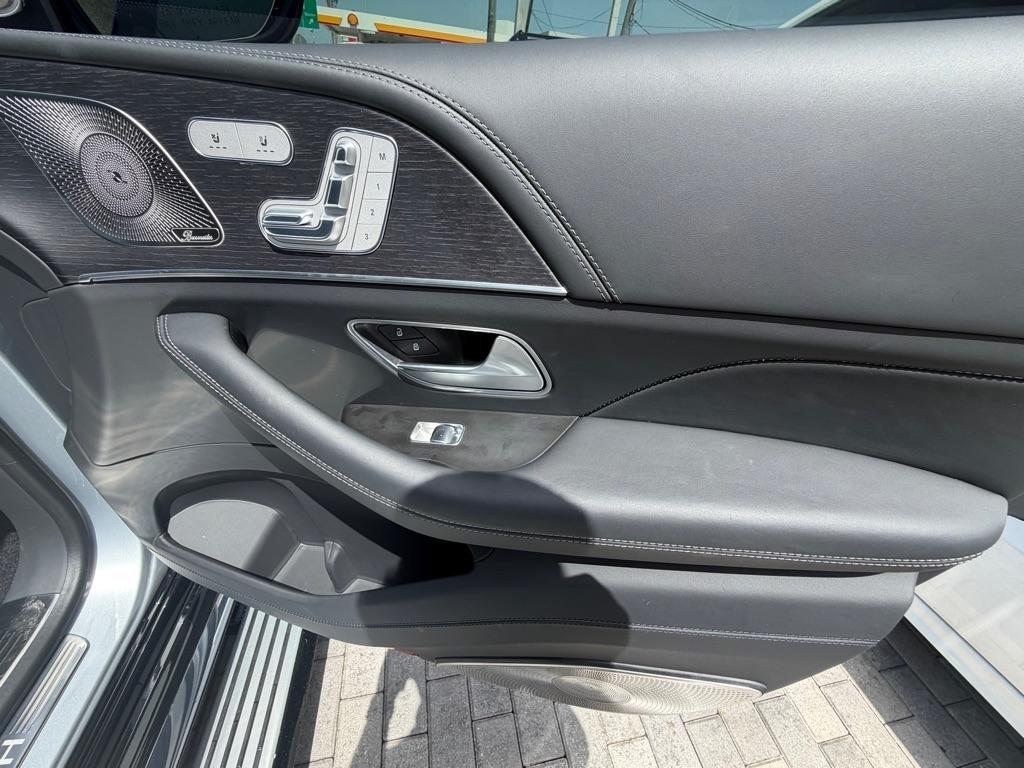 Mercedes-Benz GLS Maybach GLS 600 4MATIC SUV 2024