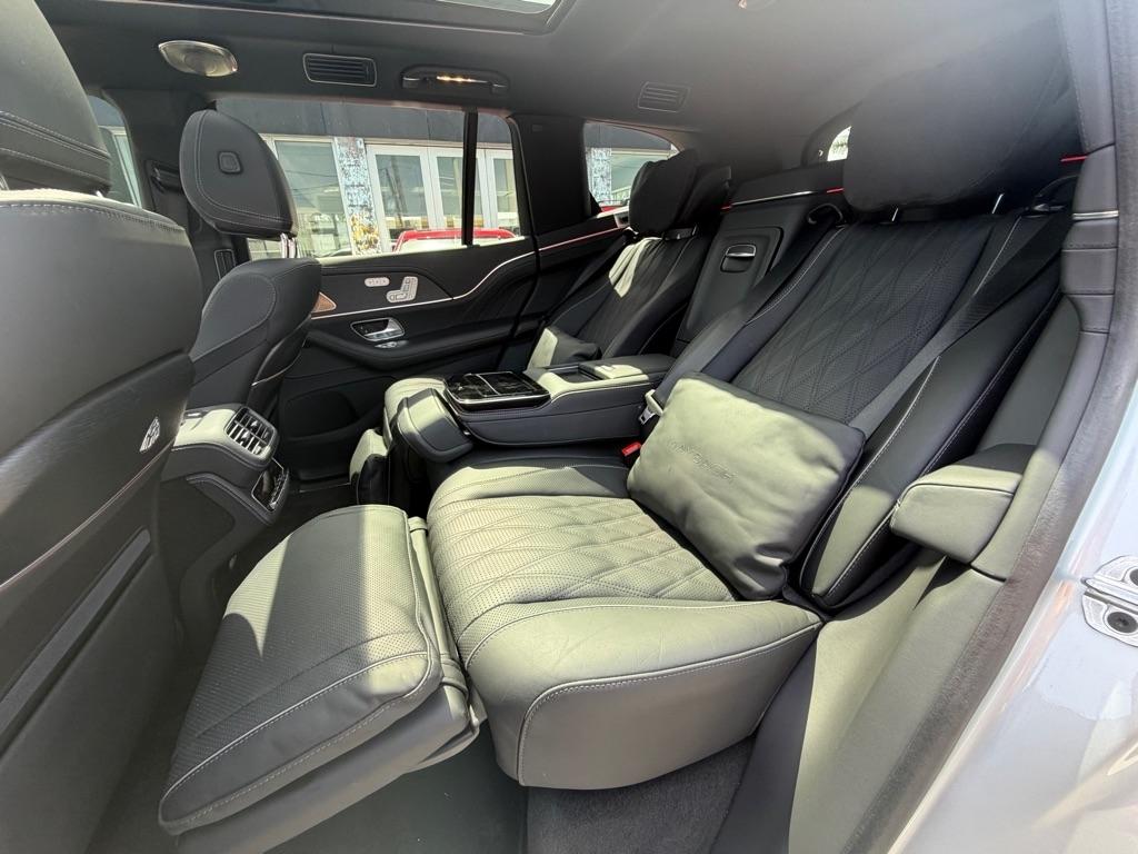 Mercedes-Benz GLS Maybach GLS 600 4MATIC SUV 2024