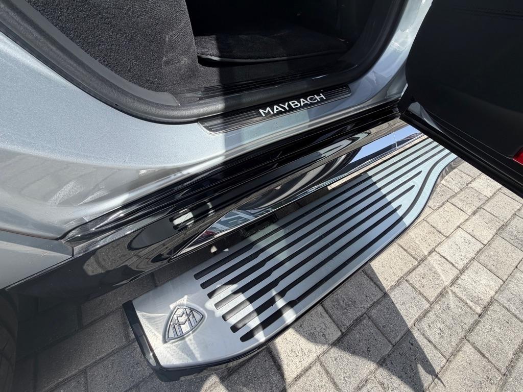 Mercedes-Benz GLS Maybach GLS 600 4MATIC SUV 2024