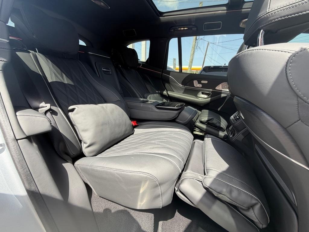 Mercedes-Benz GLS Maybach GLS 600 4MATIC SUV 2024