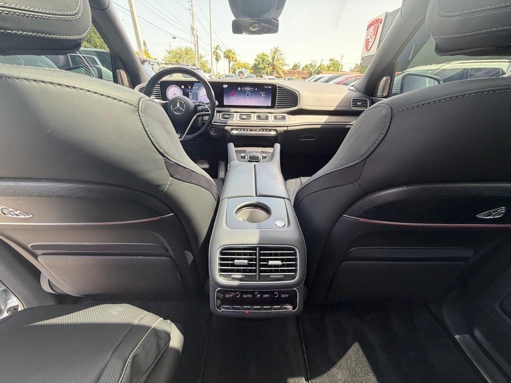Mercedes-Benz GLS Maybach GLS 600 4MATIC SUV 2024