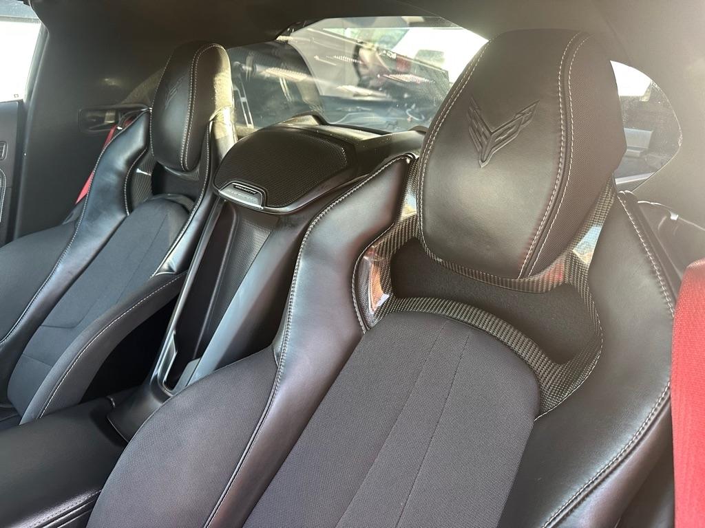 Chevrolet Corvette 2dr Stingray Cpe w/1LT 2021