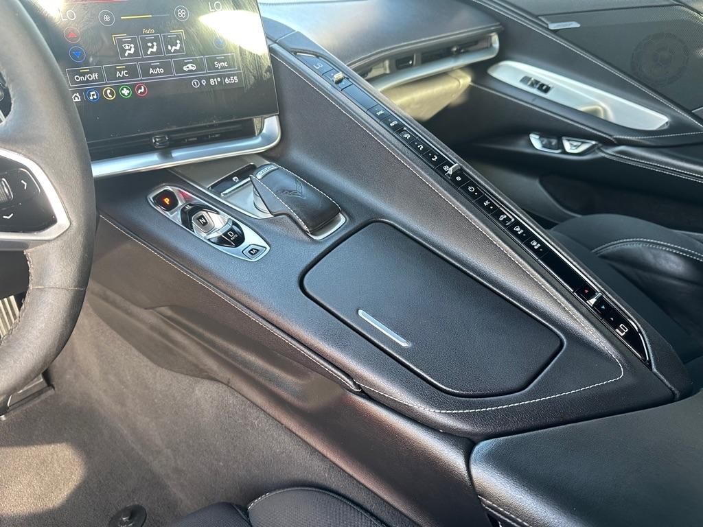 Chevrolet Corvette 2dr Stingray Cpe w/1LT 2021