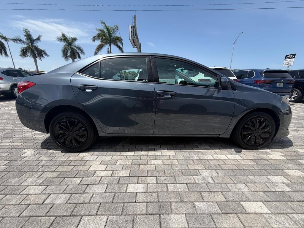 Toyota Corolla XLE CVT (Natl) 2018