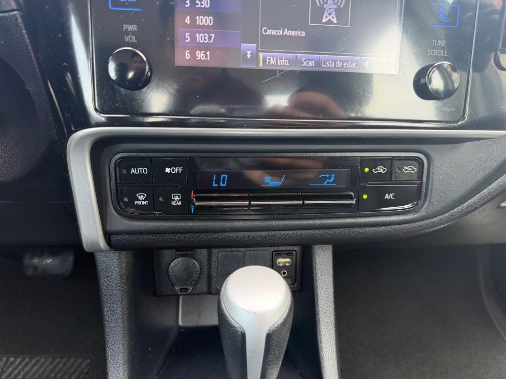Toyota Corolla XLE CVT (Natl) 2018
