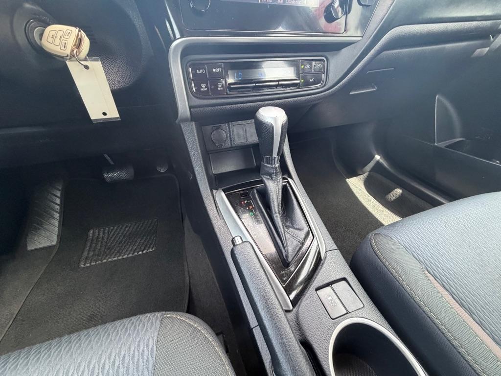 Toyota Corolla XLE CVT (Natl) 2018