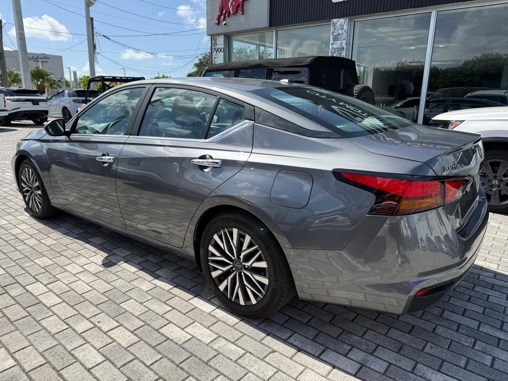 Nissan Altima SV FWD 2025