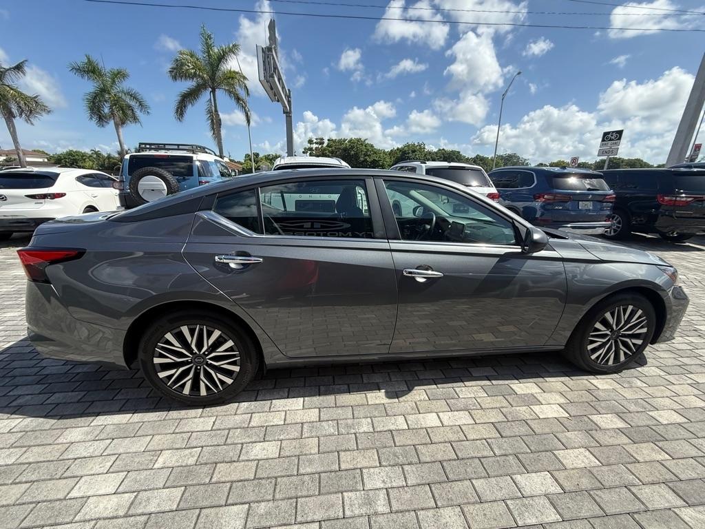 Nissan Altima SV FWD 2025