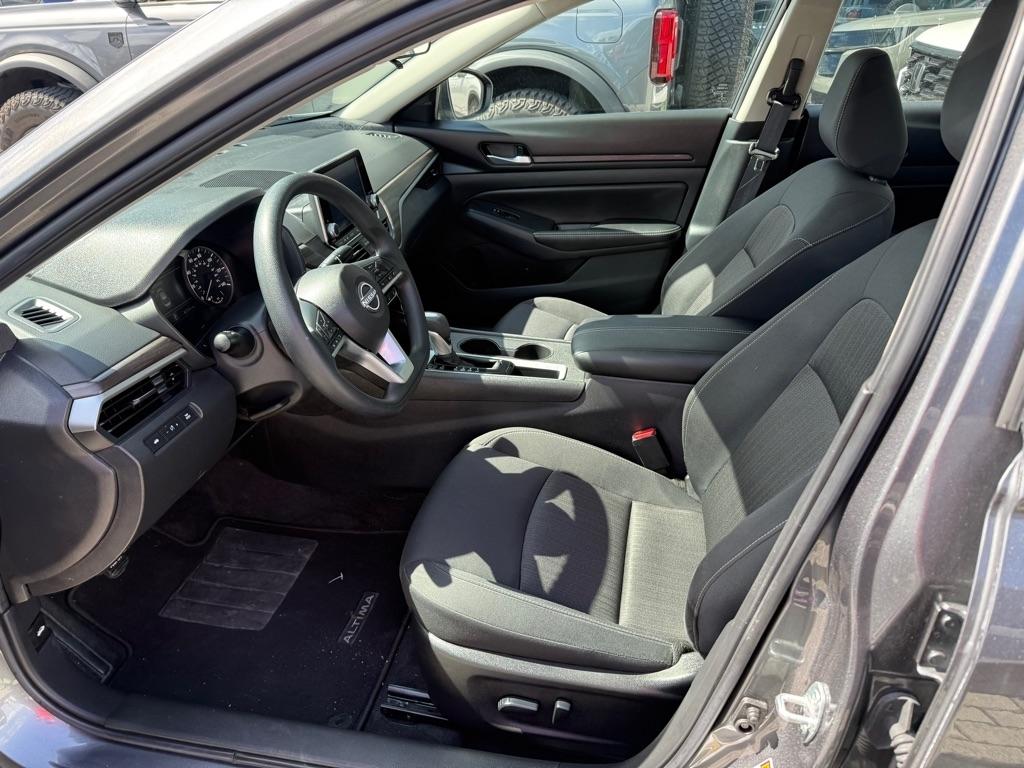 Nissan Altima SV FWD 2025