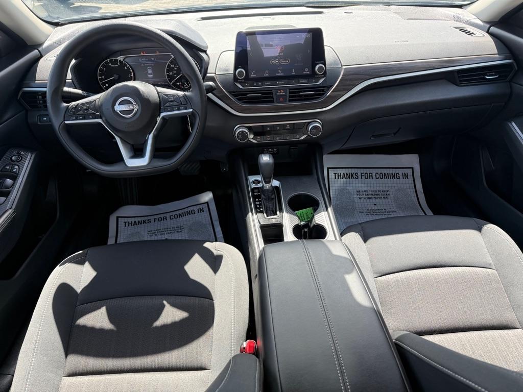 Nissan Altima SV FWD 2025