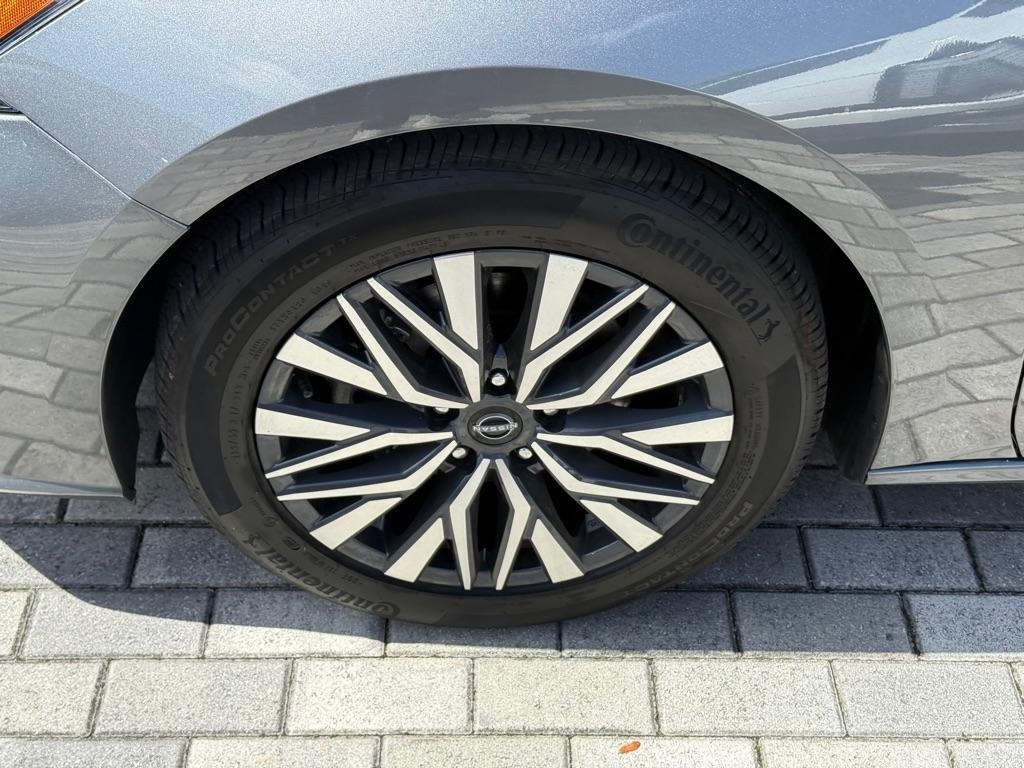 Nissan Altima SV FWD 2025
