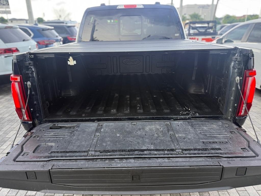Ford F-150 Lariat 4WD SuperCrew 5.5' Box 2024