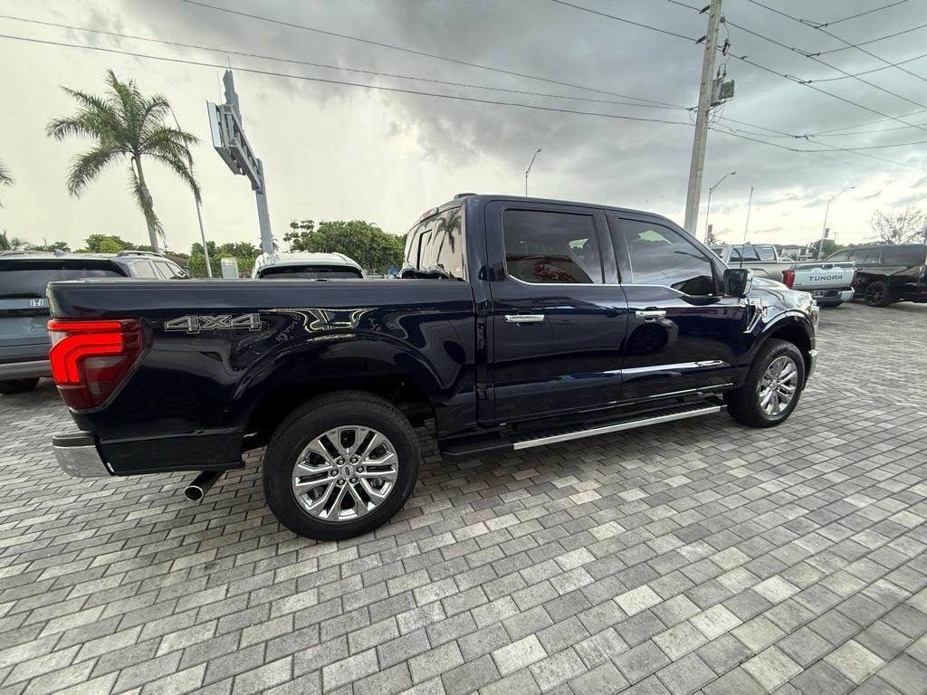 Ford F-150 Lariat 4WD SuperCrew 5.5' Box 2024