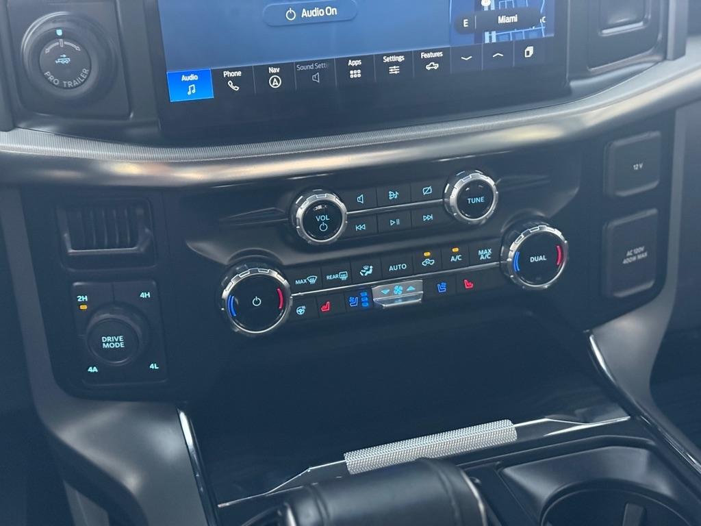 Ford F-150 Lariat 4WD SuperCrew 5.5' Box 2024