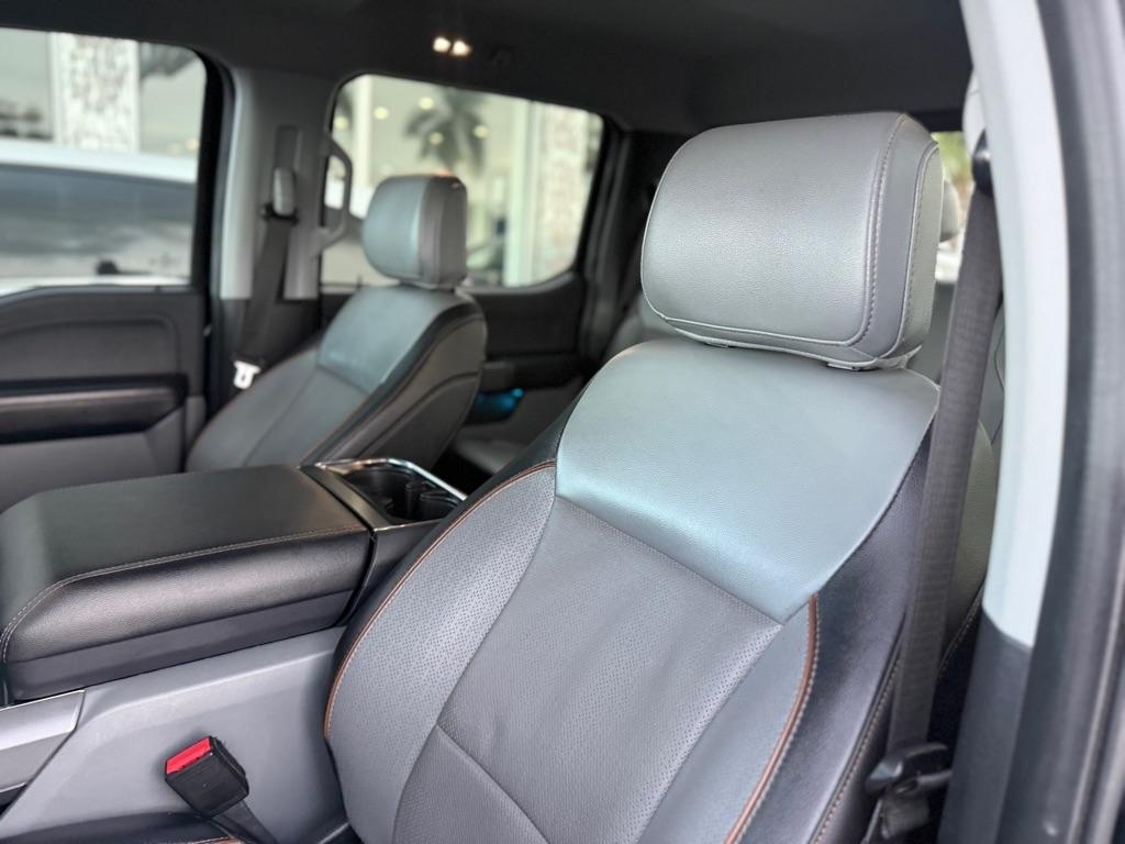 Ford F-150 Lariat 4WD SuperCrew 5.5' Box 2024