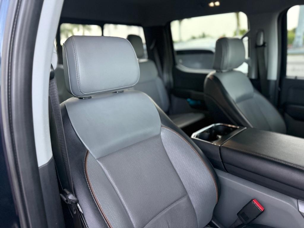 Ford F-150 Lariat 4WD SuperCrew 5.5' Box 2024