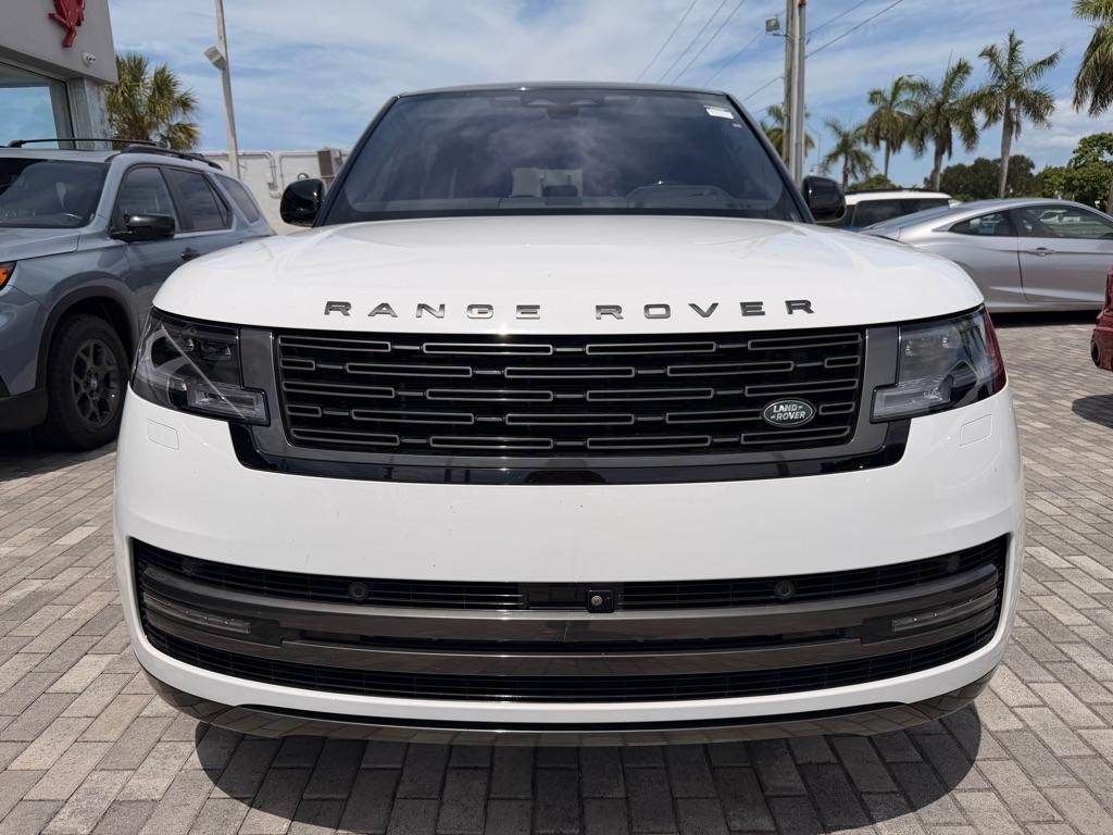 Land Rover Range Rover P530 SE LWB 7 Seat 2023