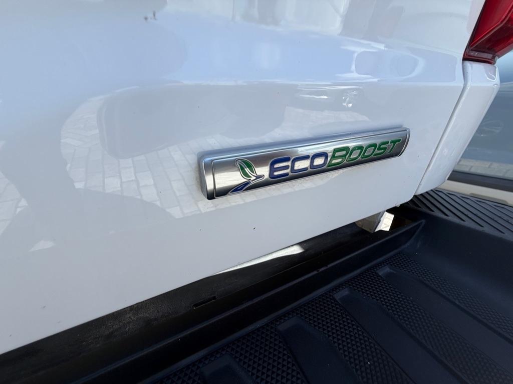 Ford F-150 XLT 4WD SuperCab 8' Box 2023