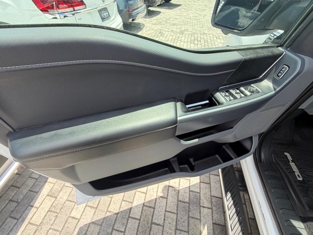 Ford F-150 XLT 4WD SuperCab 8' Box 2023