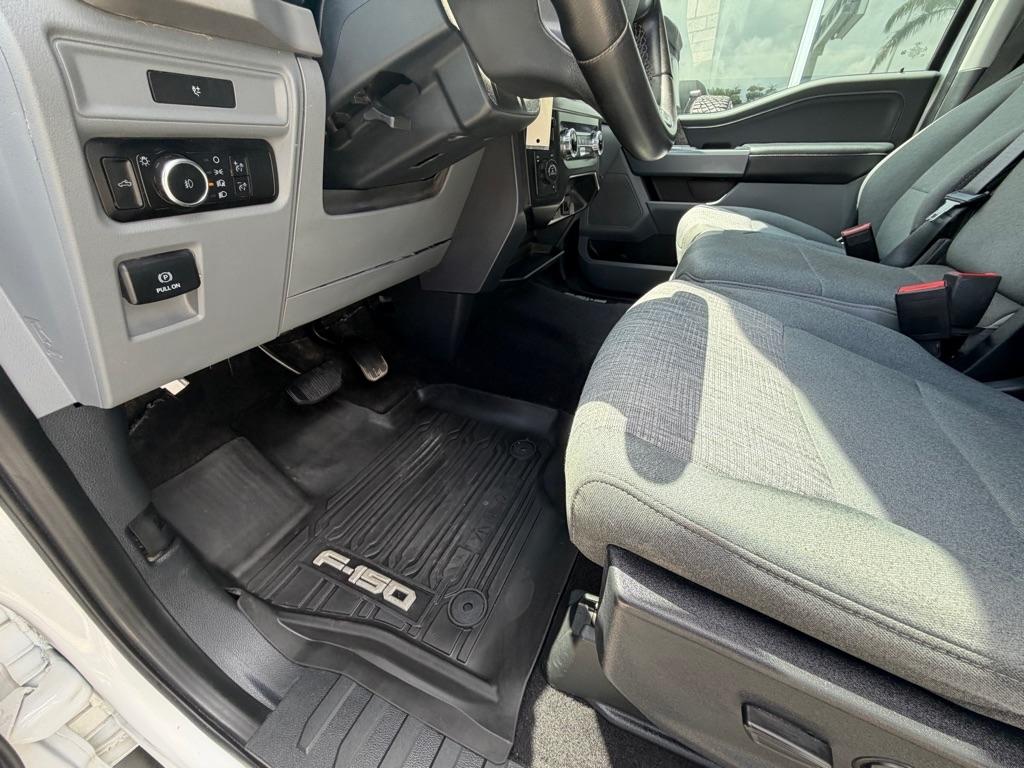 Ford F-150 XLT 4WD SuperCab 8' Box 2023