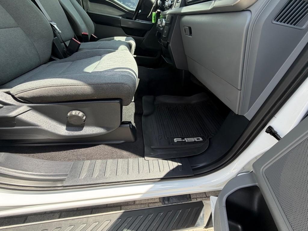 Ford F-150 XLT 4WD SuperCab 8' Box 2023