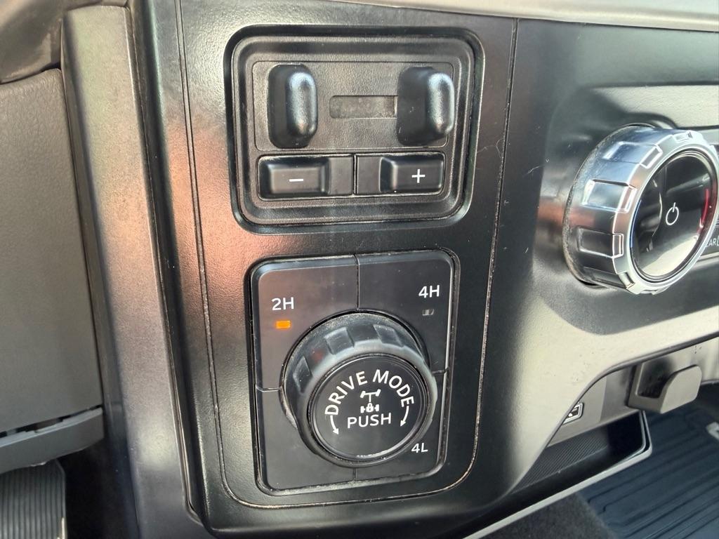 Ford F-150 XLT 4WD SuperCab 8' Box 2023