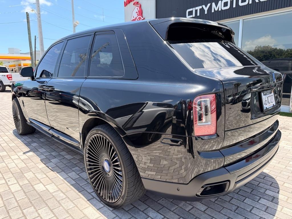 Rolls-Royce Cullinan Sport Utility 2022