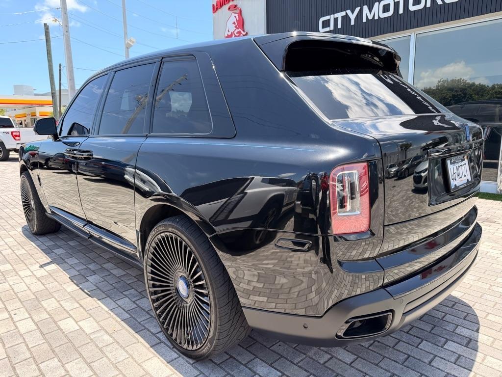Rolls-Royce Cullinan Sport Utility 2022