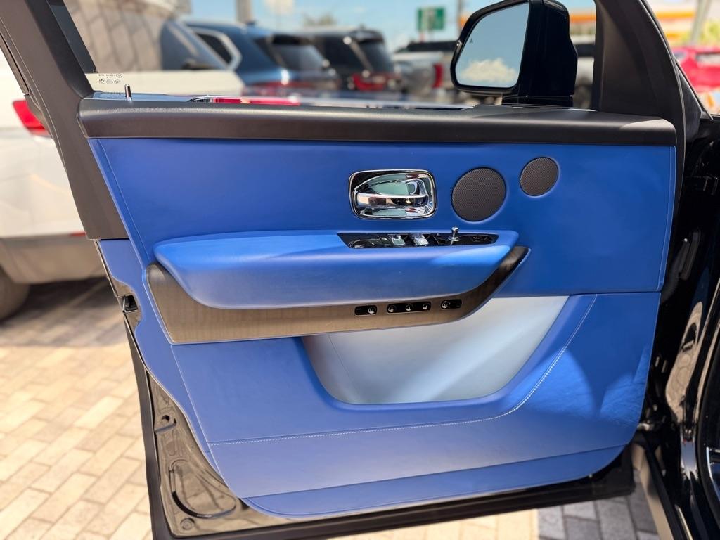 Rolls-Royce Cullinan Sport Utility 2022