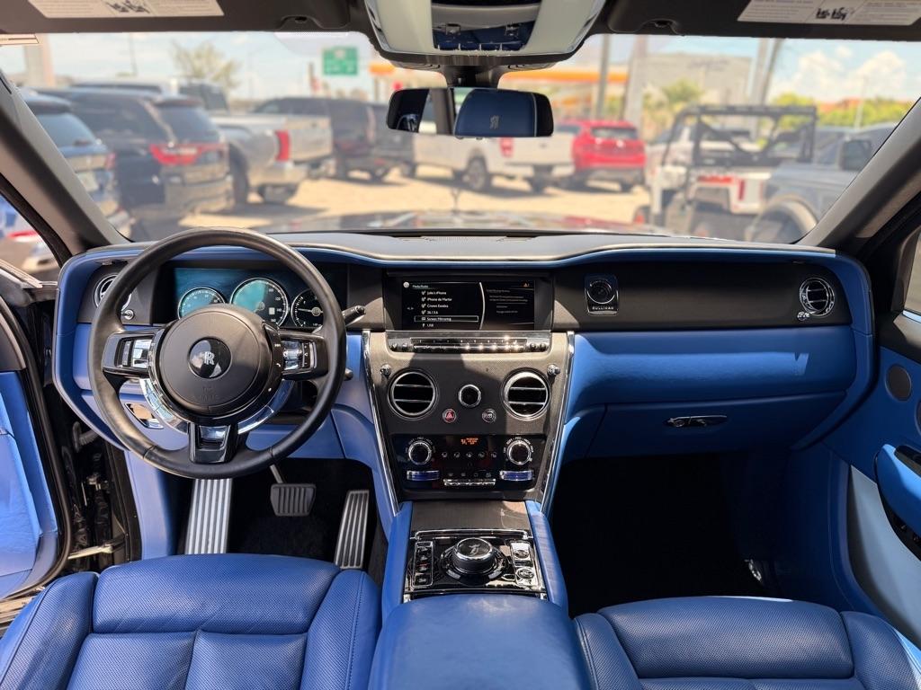 Rolls-Royce Cullinan Sport Utility 2022