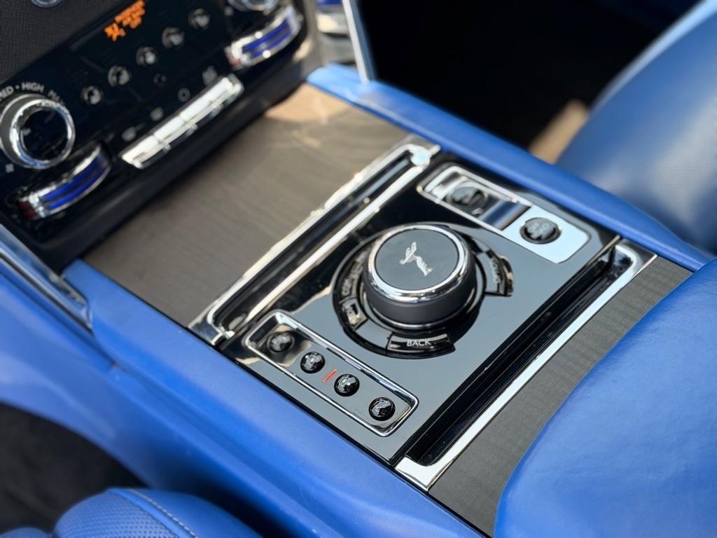 Rolls-Royce Cullinan Sport Utility 2022