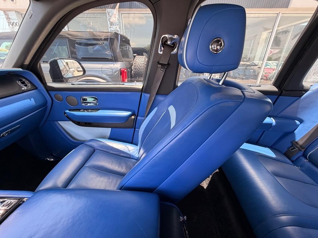 Rolls-Royce Cullinan Sport Utility 2022