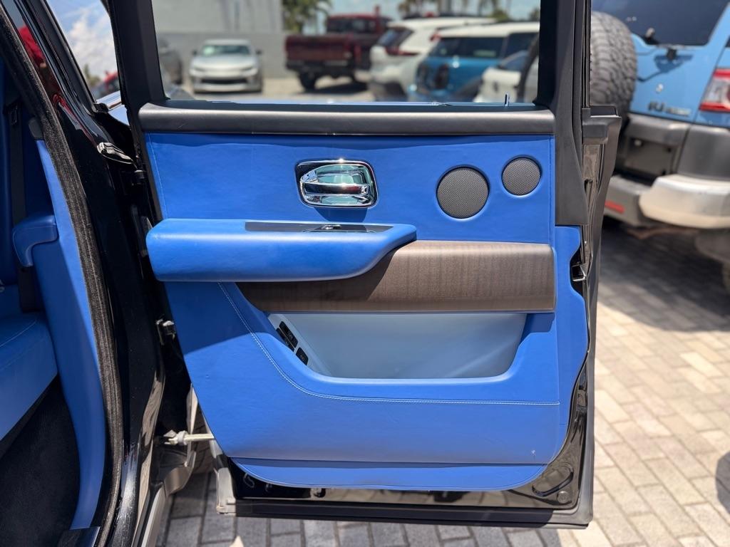 Rolls-Royce Cullinan Sport Utility 2022