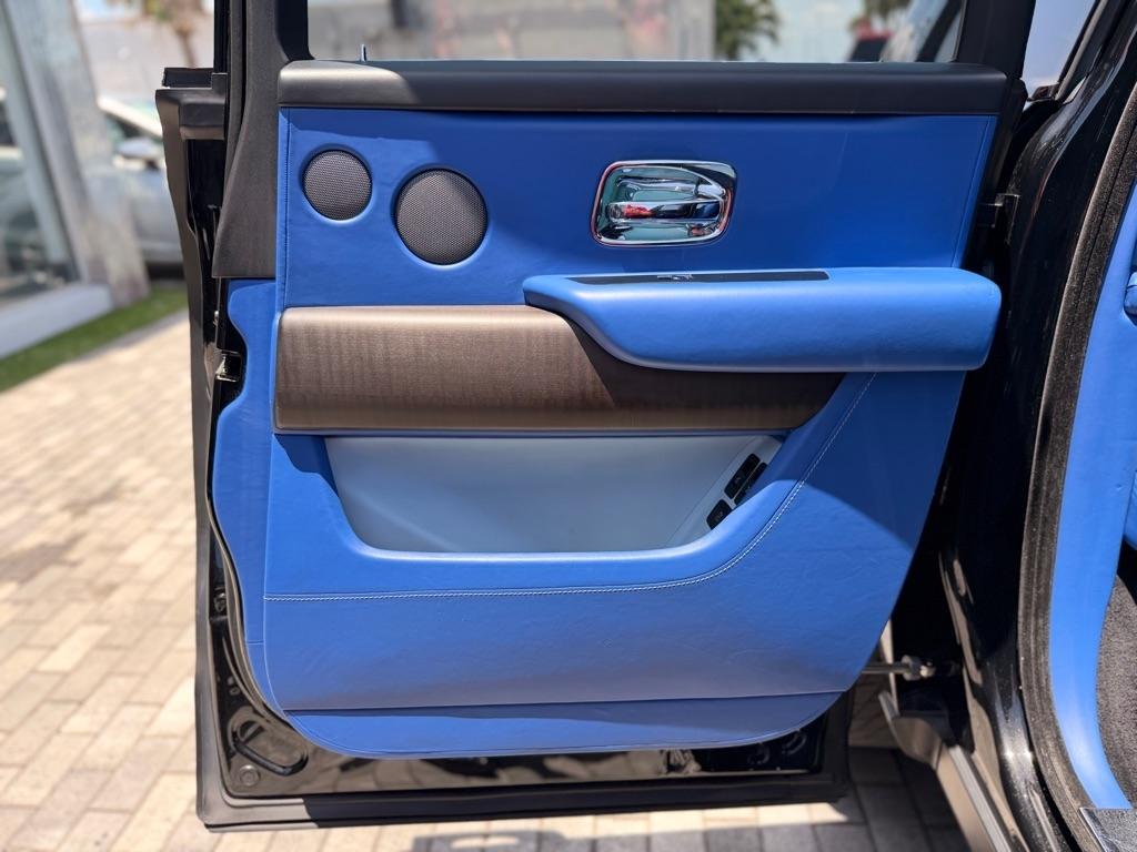 Rolls-Royce Cullinan Sport Utility 2022