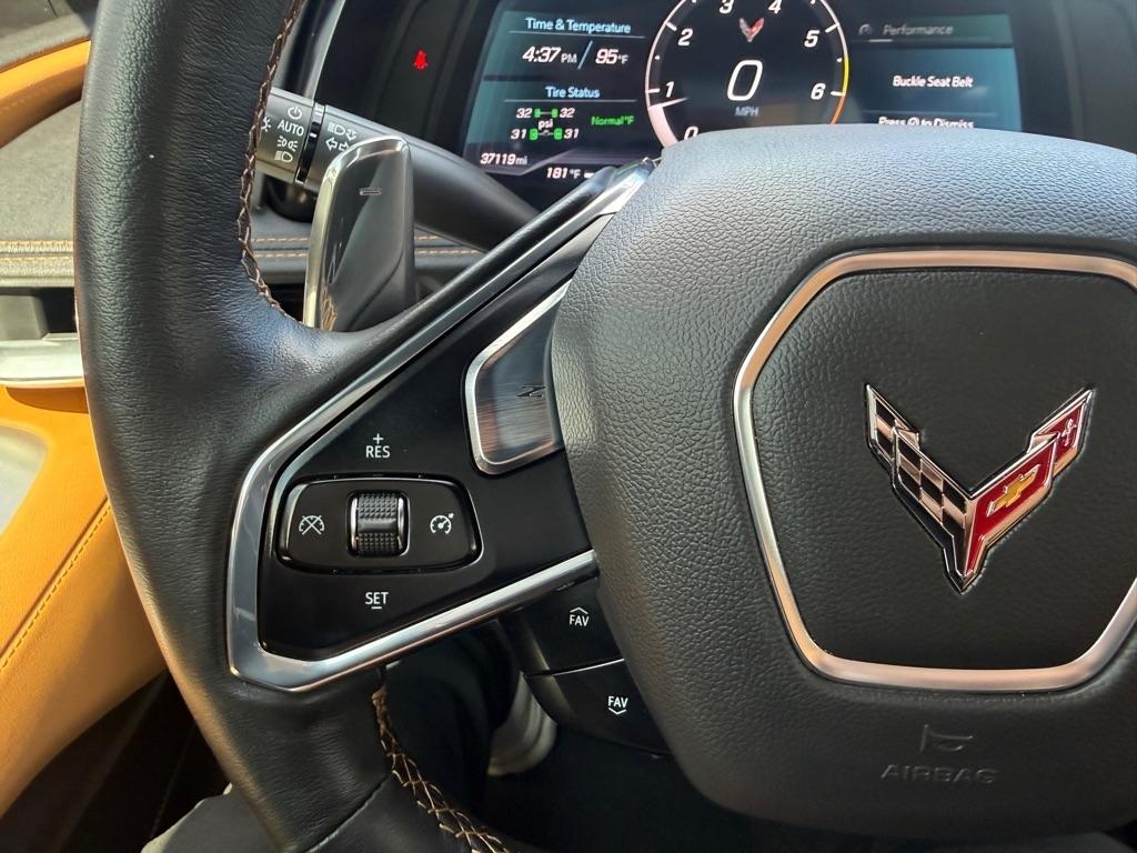Chevrolet Corvette 2dr Stingray Cpe w/2LT 2023