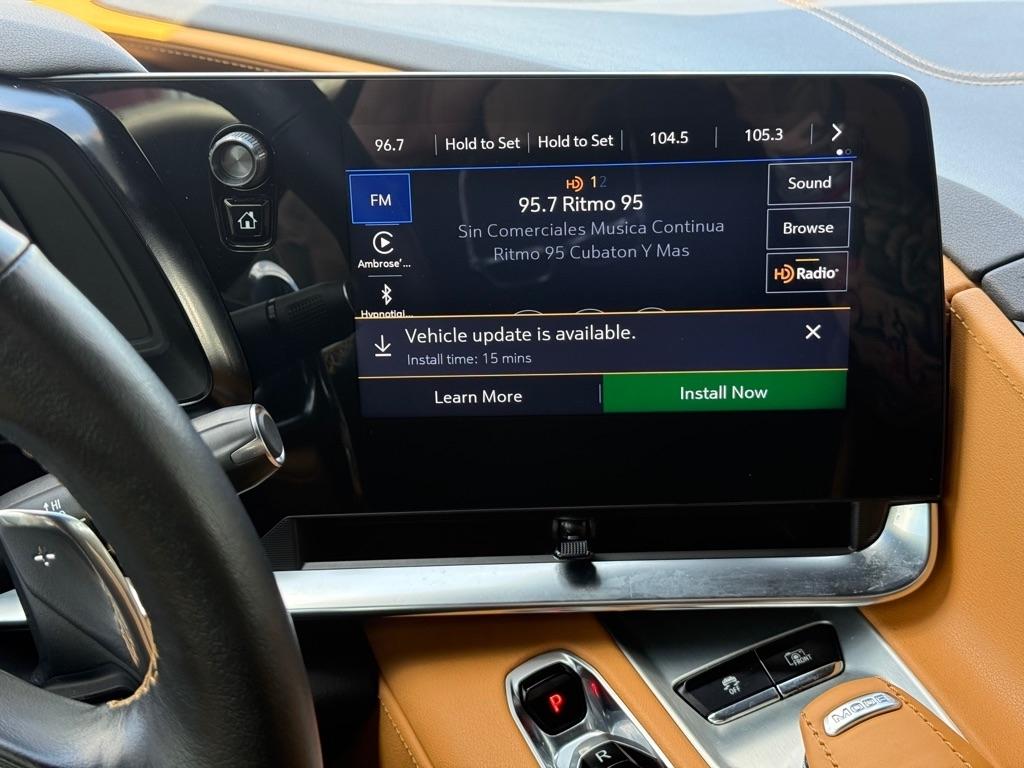 Chevrolet Corvette 2dr Stingray Cpe w/2LT 2023