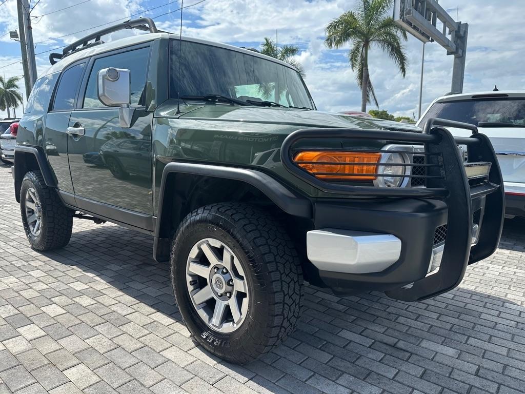 2014 Toyota FJ Cruiser 4WD 4dr Auto (Natl)