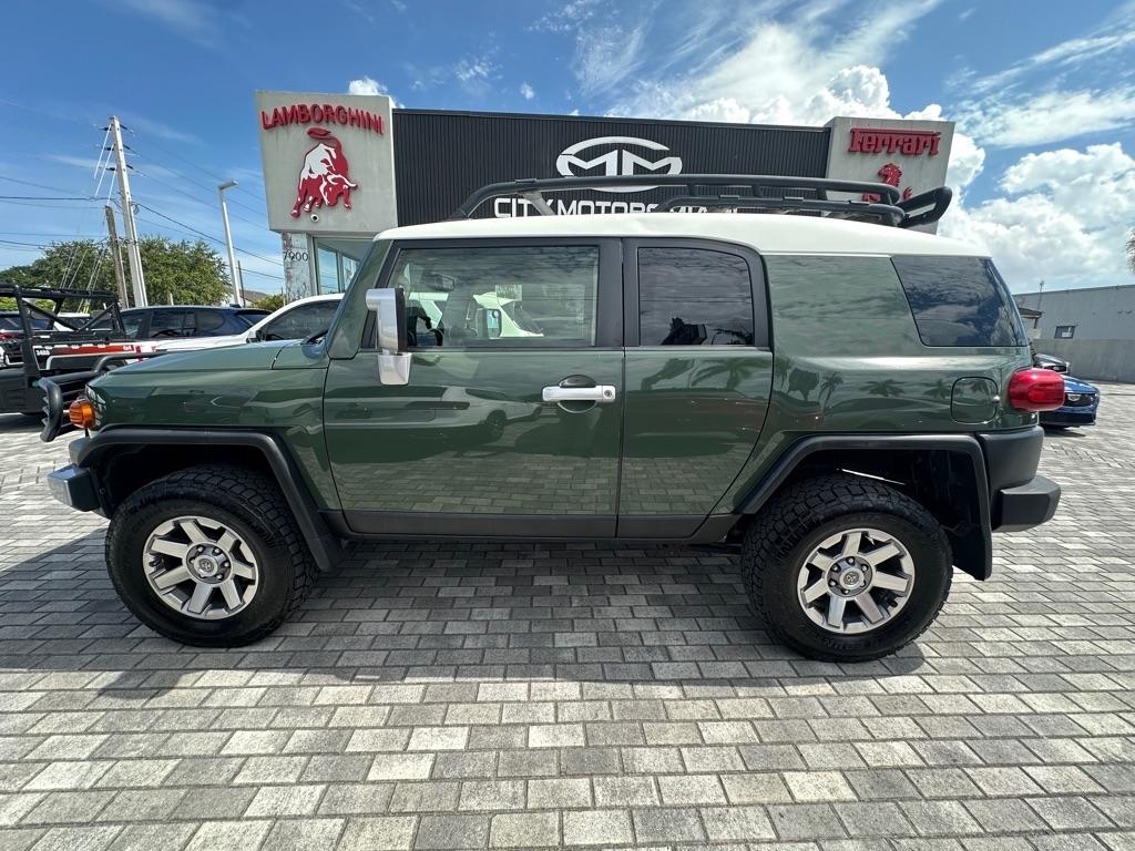 Toyota FJ Cruiser 4WD 4dr Auto (Natl) 2014