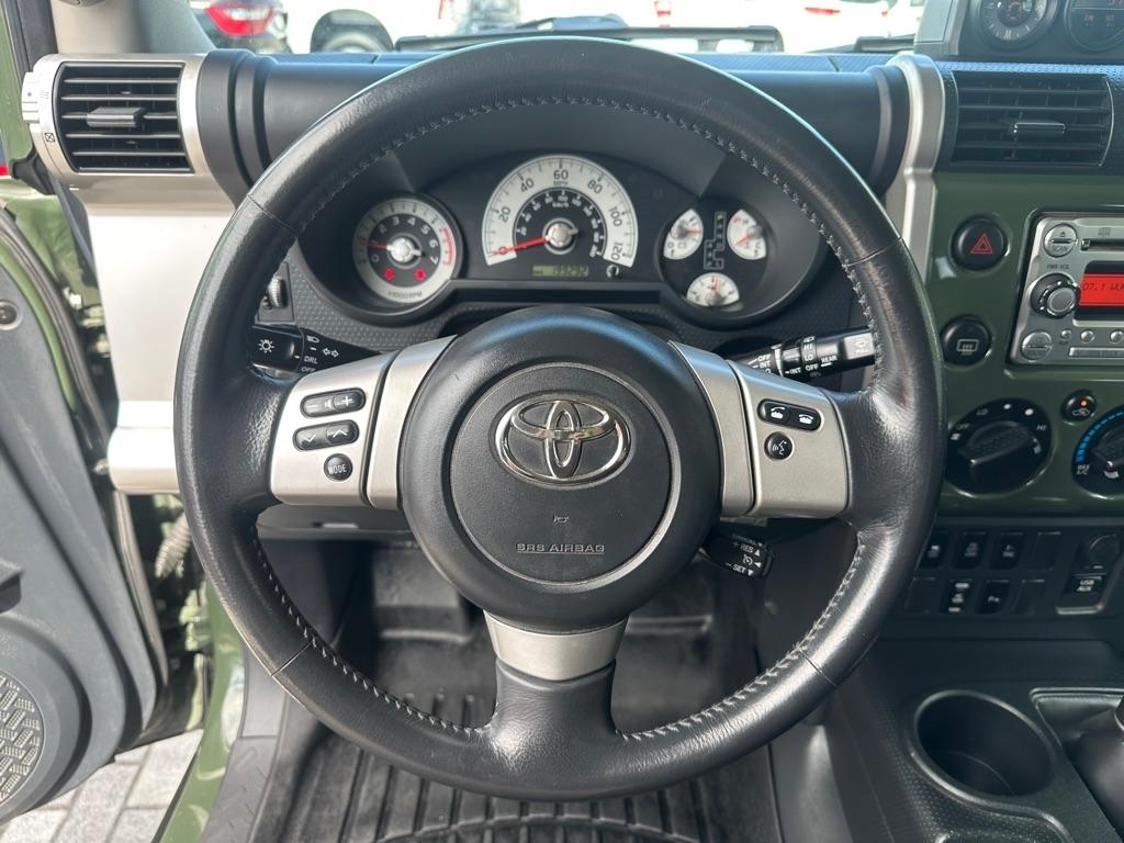 Toyota FJ Cruiser 4WD 4dr Auto (Natl) 2014