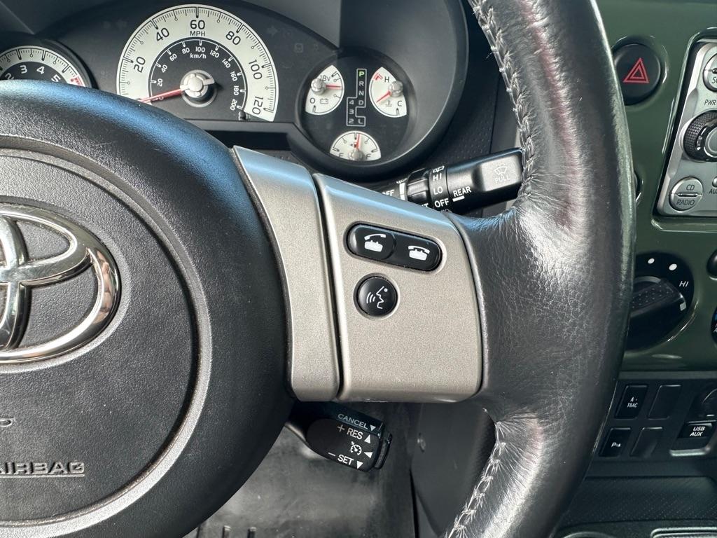 Toyota FJ Cruiser 4WD 4dr Auto (Natl) 2014