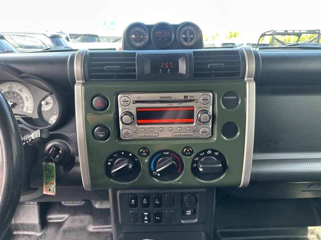 Toyota FJ Cruiser 4WD 4dr Auto (Natl) 2014