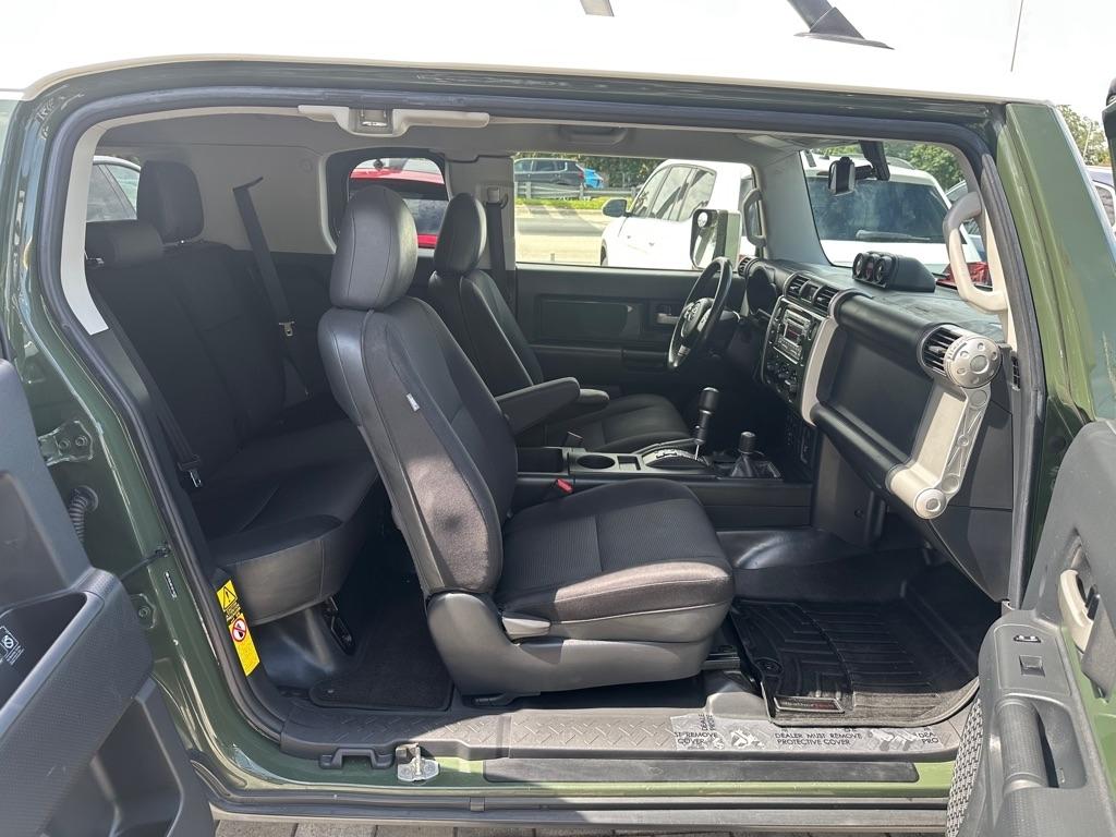 Toyota FJ Cruiser 4WD 4dr Auto (Natl) 2014