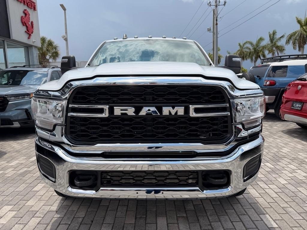 RAM 2500 Tradesman 4x4 Crew Cab 8' Box 2024
