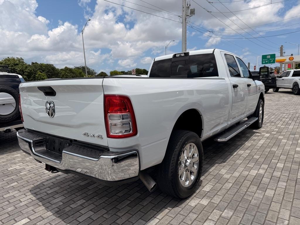 RAM 2500 Tradesman 4x4 Crew Cab 8' Box 2024