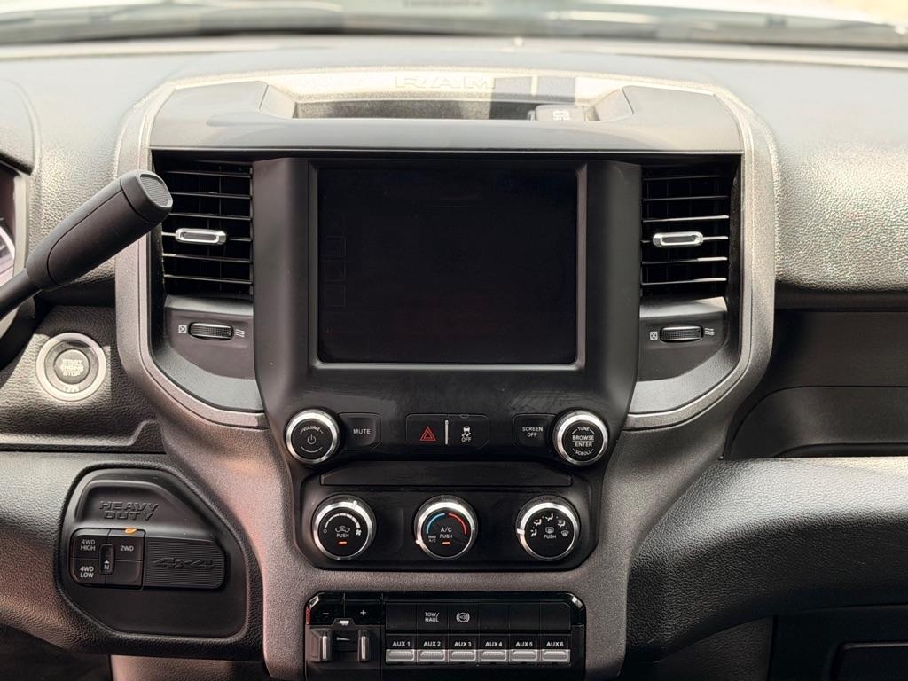 RAM 2500 Tradesman 4x4 Crew Cab 8' Box 2024