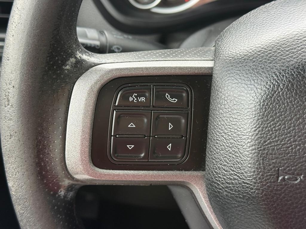 RAM 3500 Tradesman 4x4 Crew Cab 8' Box 2022