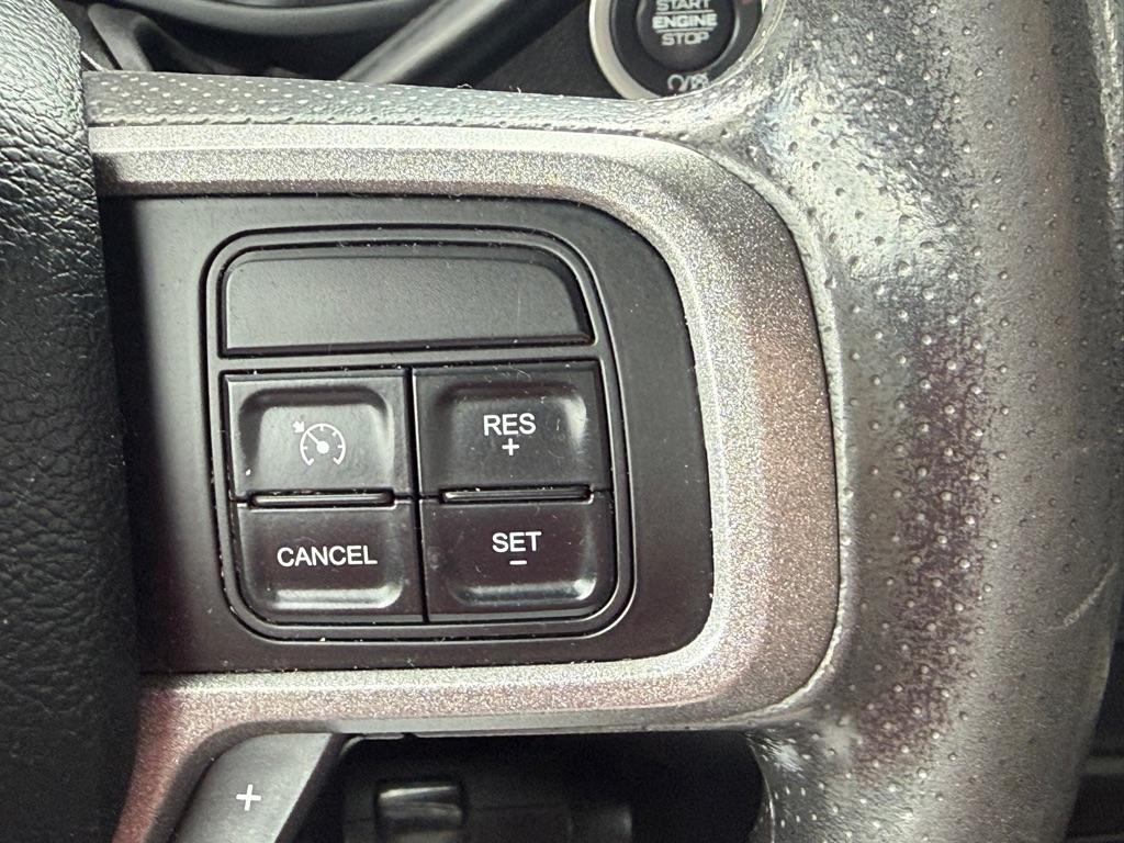 RAM 3500 Tradesman 4x4 Crew Cab 8' Box 2022
