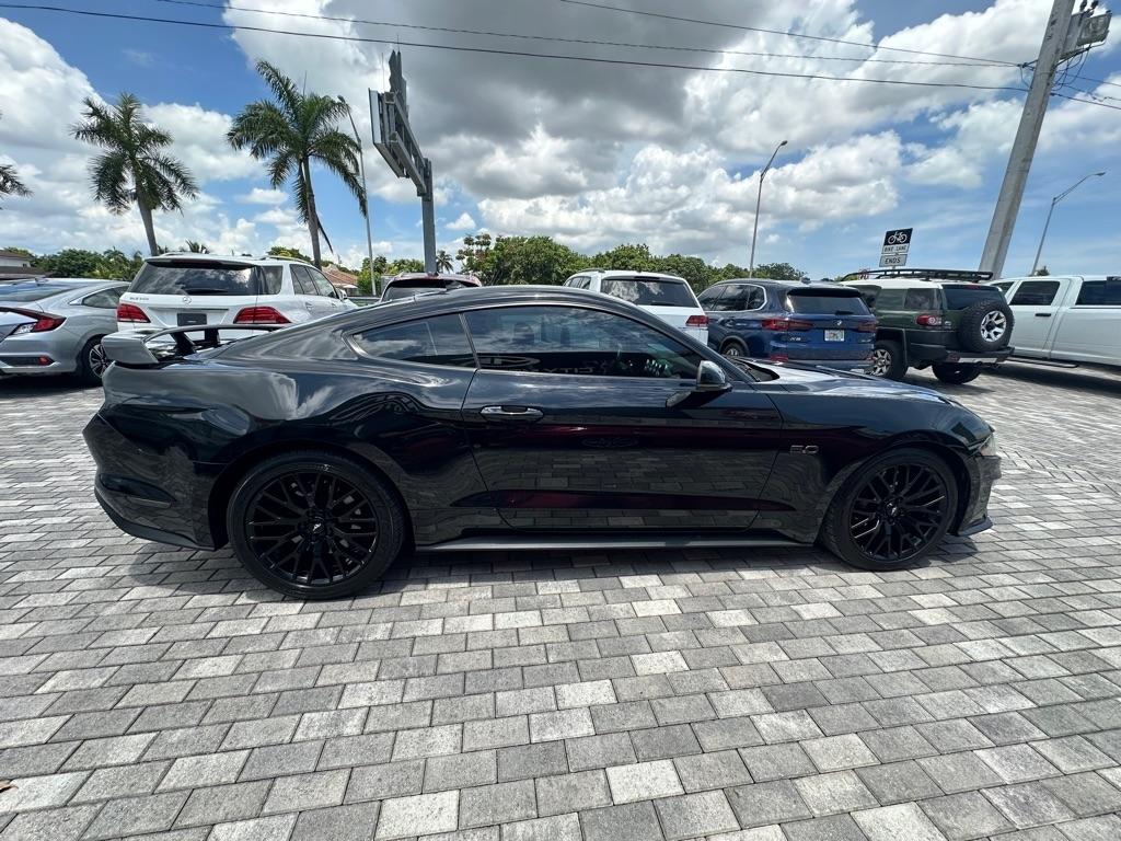 Ford Mustang GT Fastback 2021