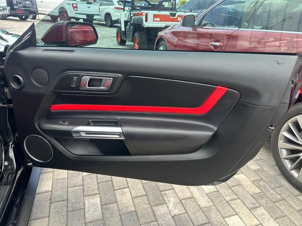 Ford Mustang GT Fastback 2021