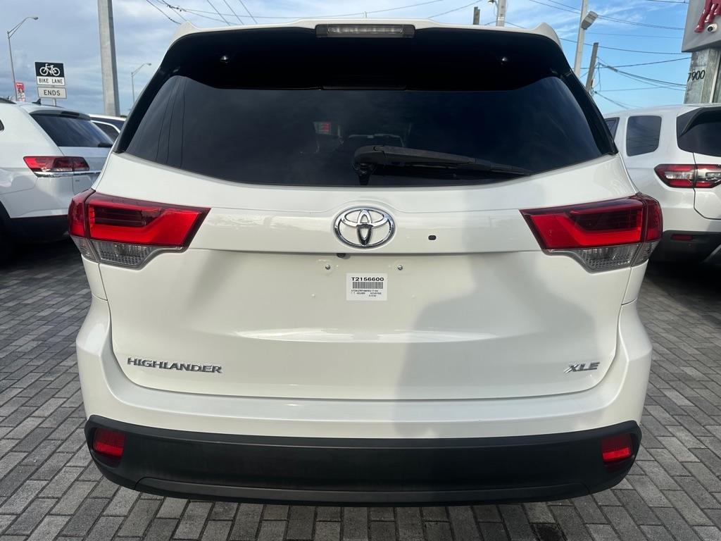 Toyota Highlander XLE V6 FWD (Natl) 2017